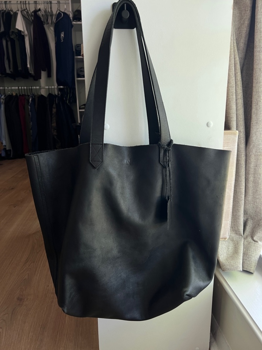 Black Leather Tote Bag | Nisolo